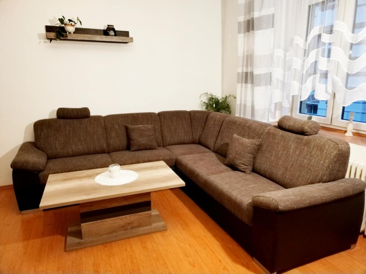 Apartman Isabel Decin Bagian luar foto